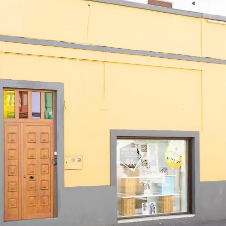 Ek Perez Cáceres Apartman Güimar